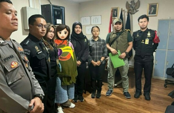 Polri dan Kepolisian Singapura Bekerja Sama Bongkar Sindikat Perdagangan Bayi Lintas Negara